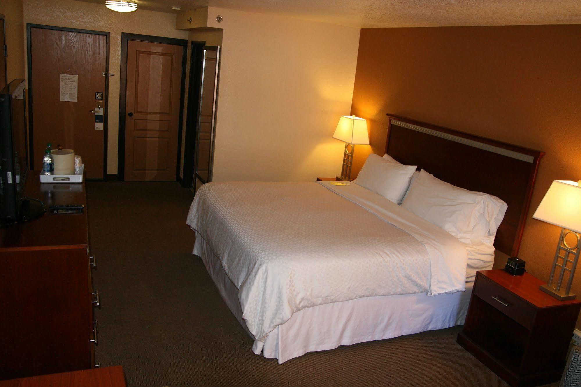 Four Points By Sheraton Tucson Airport Exterior photo