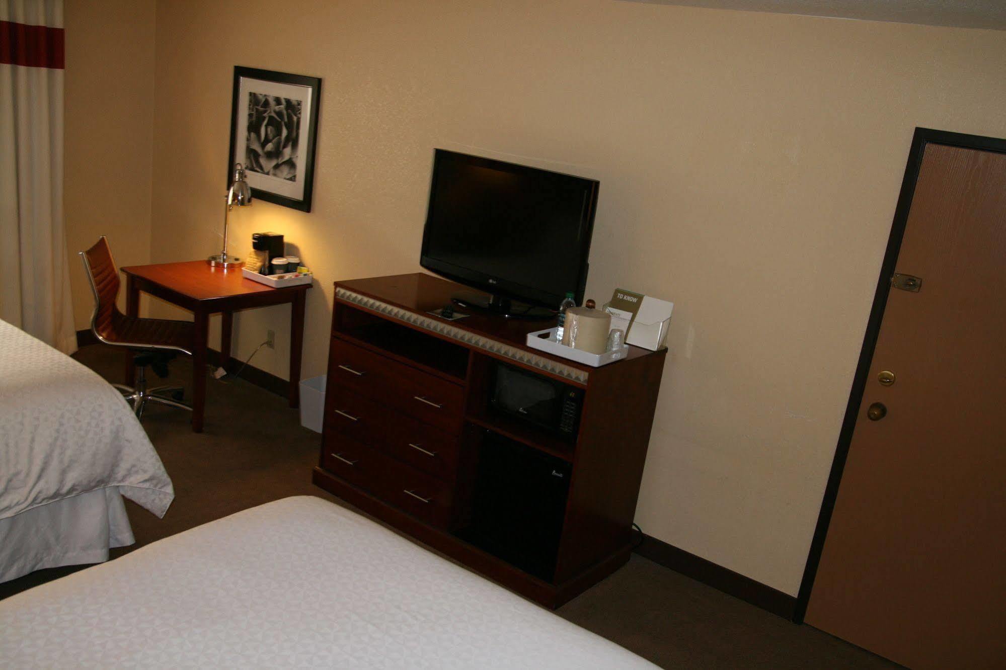 Four Points By Sheraton Tucson Airport Exterior photo